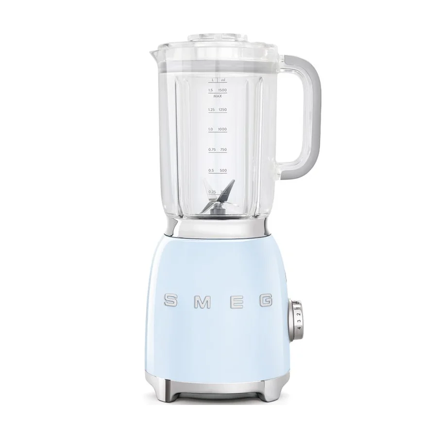 Blender in pastel blue