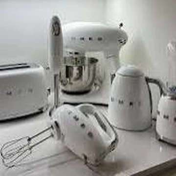Customer photo &mdash; the stand mixer, toaster and kettle on a marble worktop